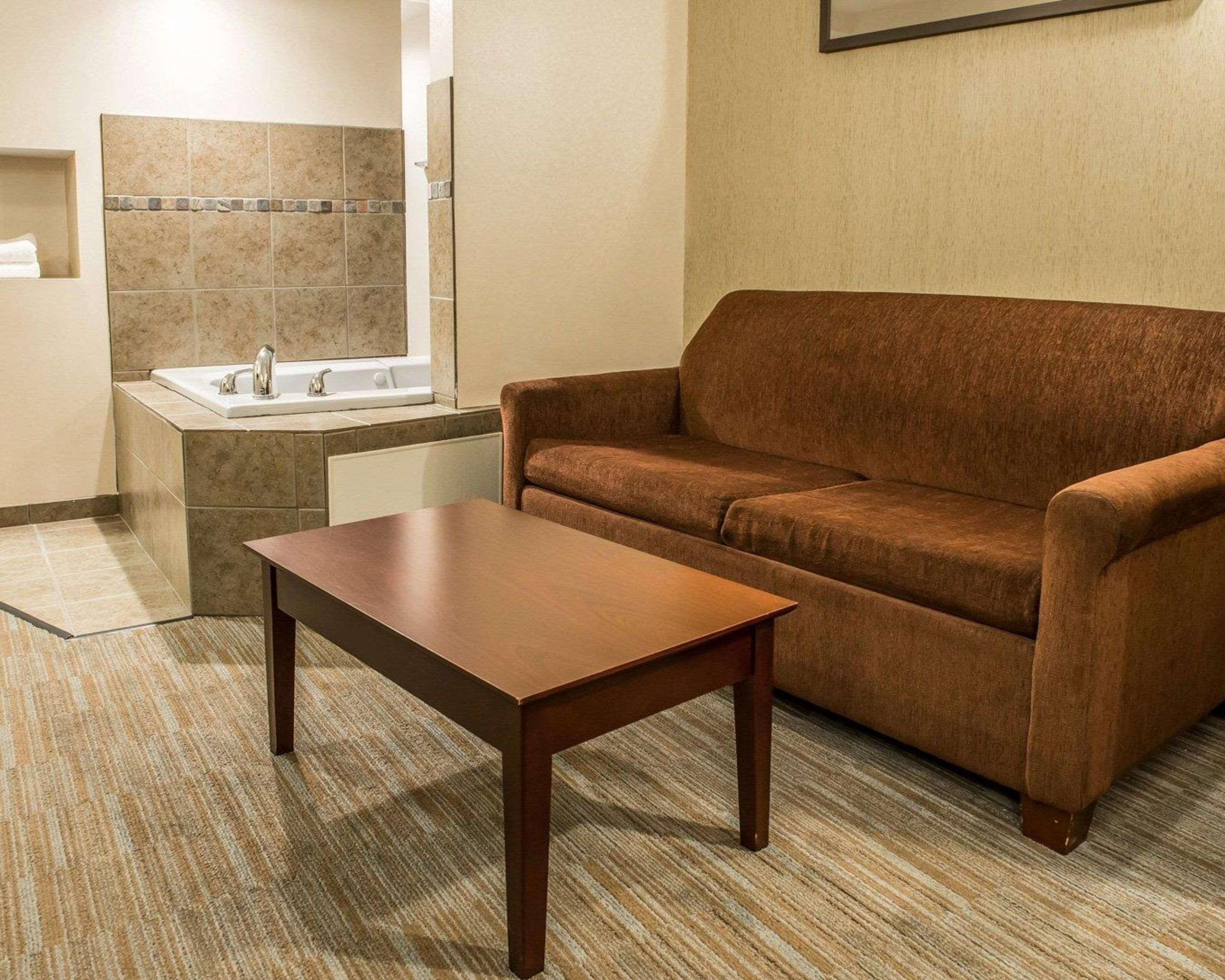 Hometowne Studios & Suites Washington Eksteriør bilde